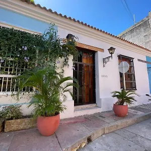  Hotel Lotus Colombia